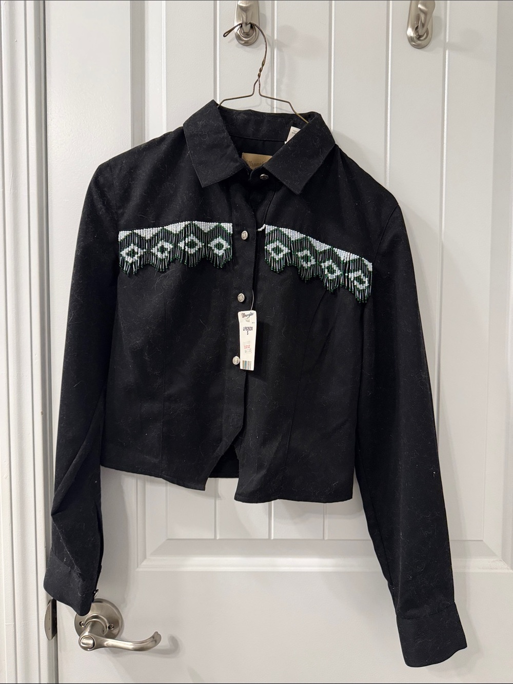 NWT Small Wrangler Black Women's Cropped Jacket with Beaded Yoke